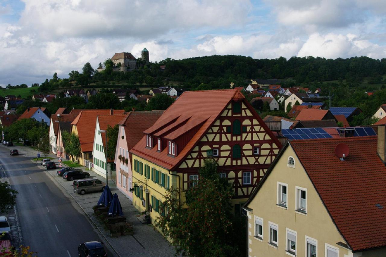 Hotel Gasthaus Schwarzer Adler Colmberg Exterior foto